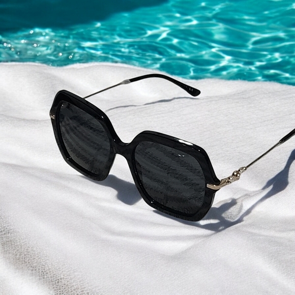 Jimmy choo over-sized sunglasses - Picture 3 of 9